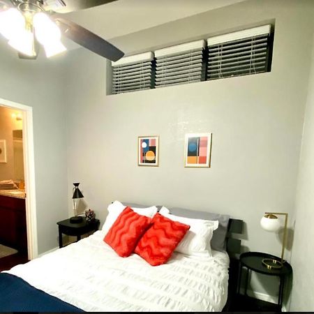 Private Bedroom Suite - Communal House Near Integris 奧克拉荷馬 外观 照片