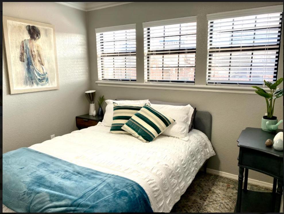 Private Bedroom Suite - Communal House Near Integris 奧克拉荷馬 外观 照片