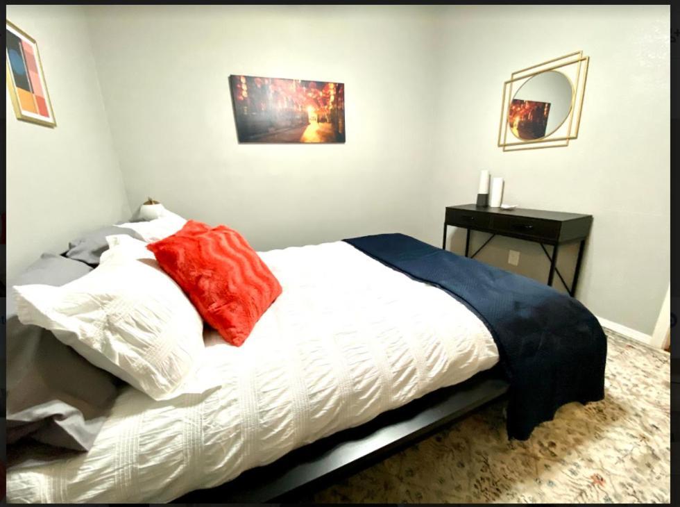 Private Bedroom Suite - Communal House Near Integris 奧克拉荷馬 外观 照片