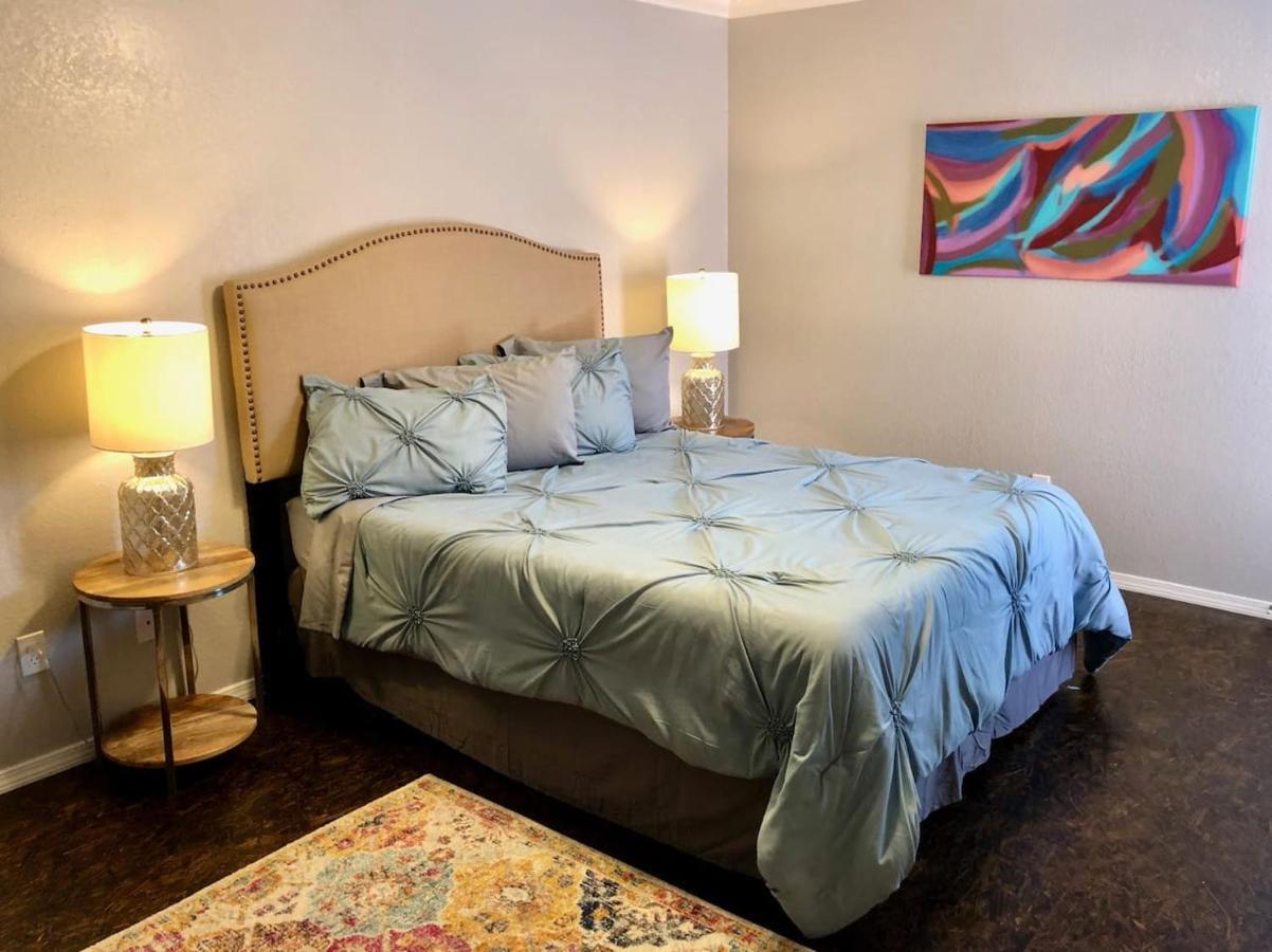 Private Bedroom Suite - Communal House Near Integris 奧克拉荷馬 外观 照片