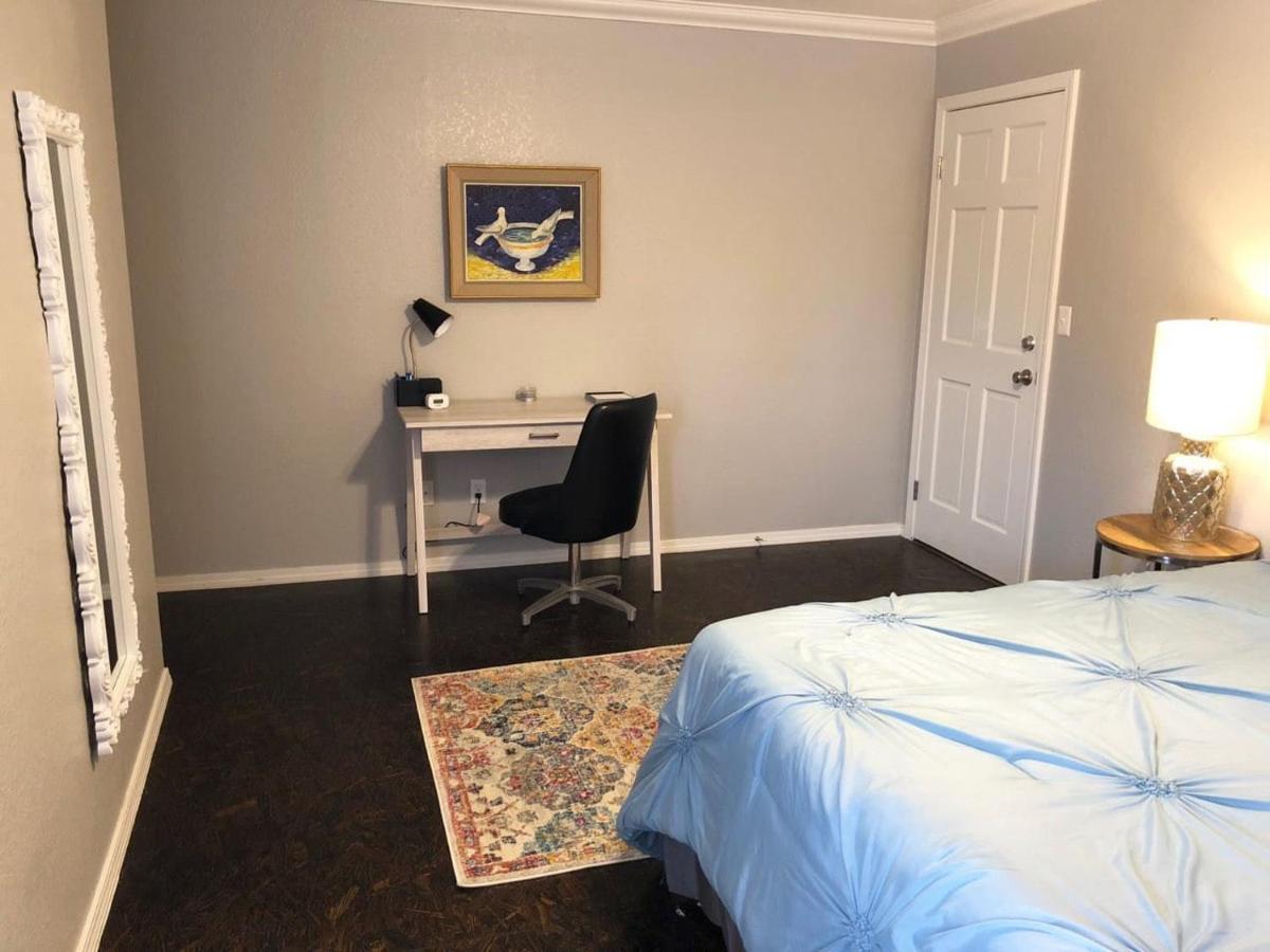 Private Bedroom Suite - Communal House Near Integris 奧克拉荷馬 外观 照片